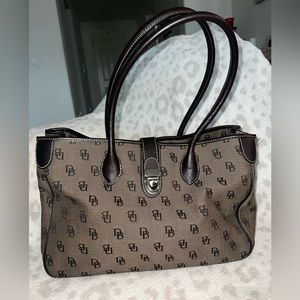 Dooney and Bourke purse